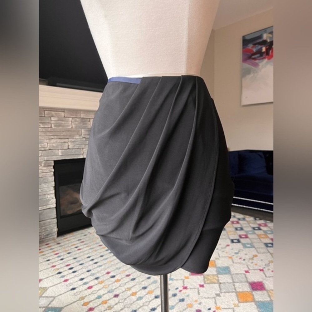 Tahari Black Draped Asymmetric Mini Skirt Size S